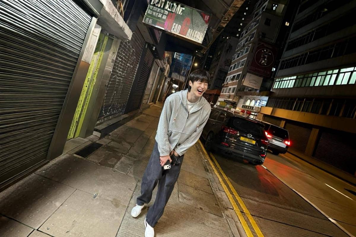 7 Ide OOTD Kasual ala Byeon Woo Seok, Simple tapi Modis