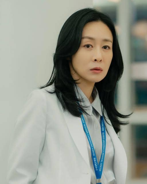 still cuts drama Doctor X: Mafia in White