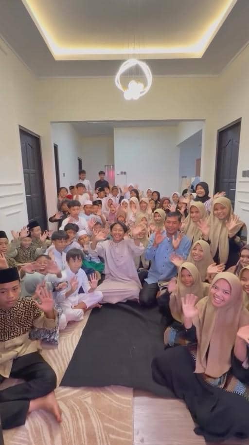 Fajar Sadboy Syukuran Rumah Baru (instagram.com/fajjarsadboy)