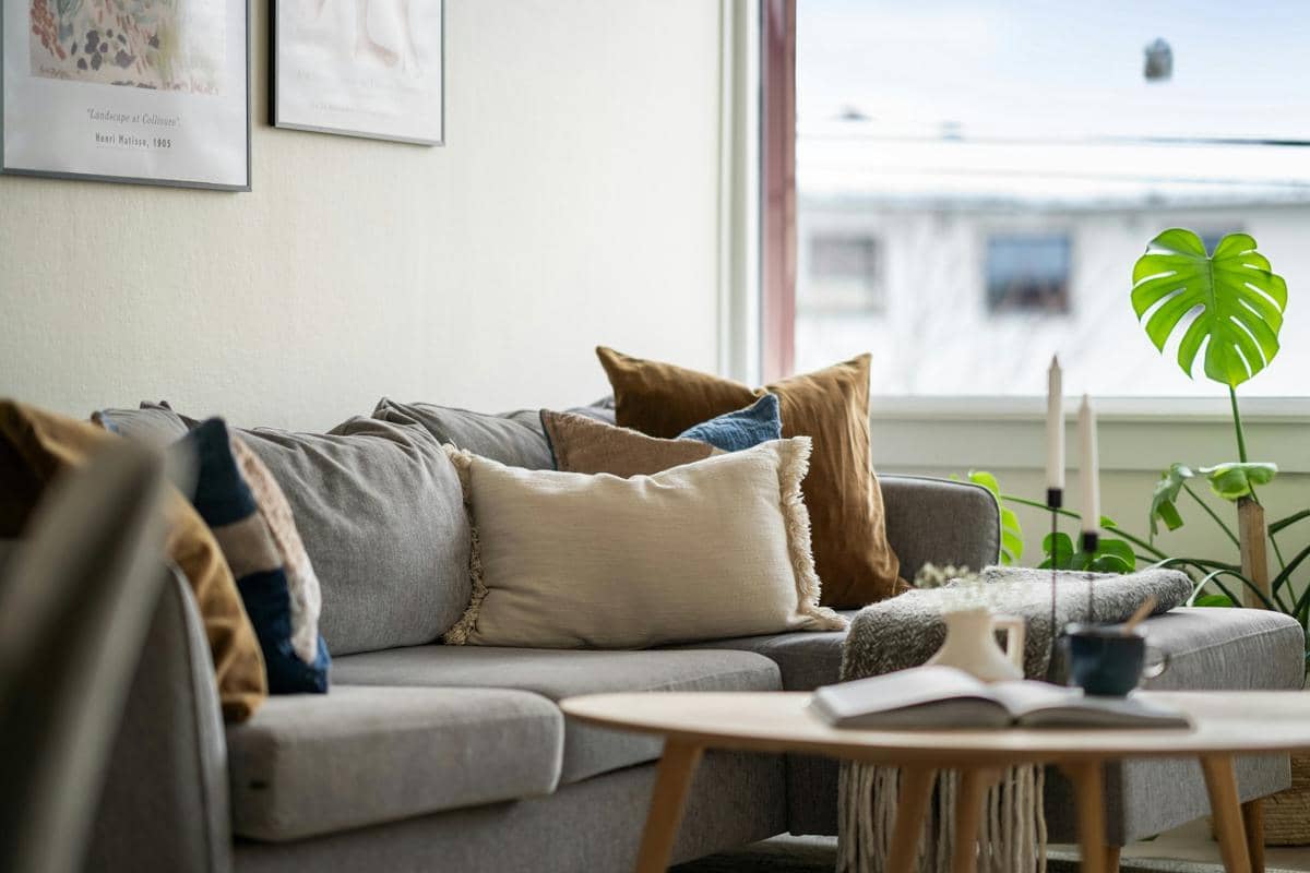 desain sofa di rumah