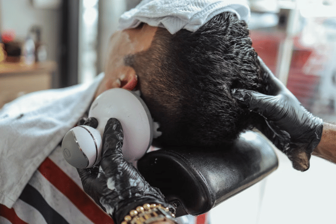 ilustrasi electric scalp massagers