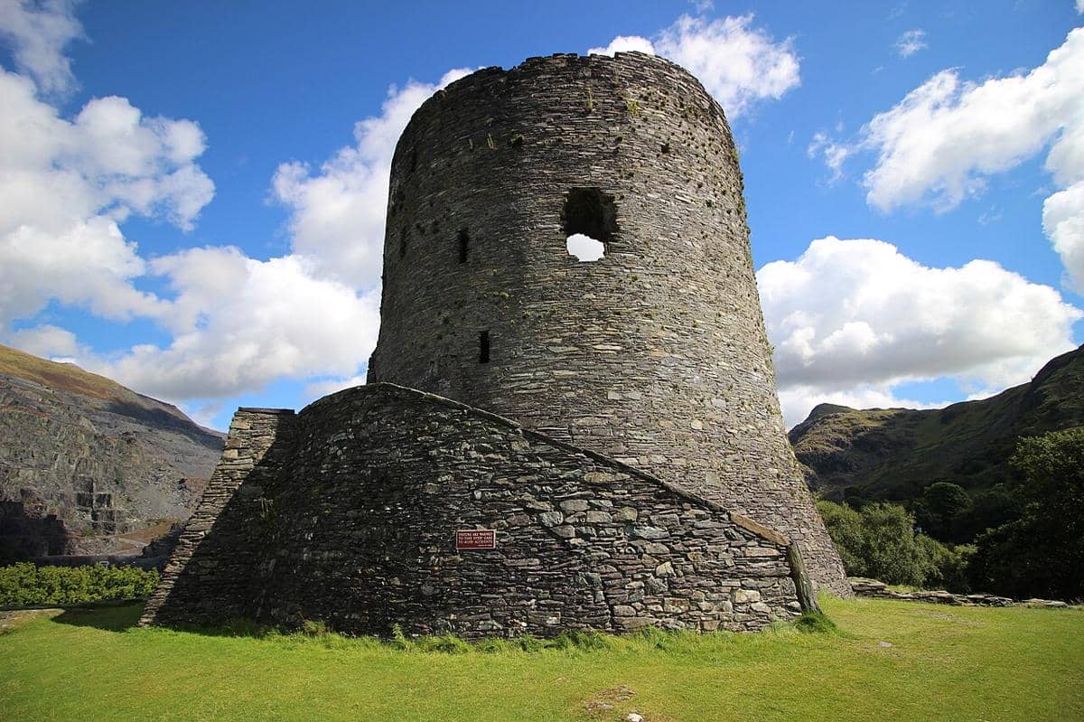 Dolbadarn Castle di Llanberis, Gwynedd, Wales Utara, Britania Raya.