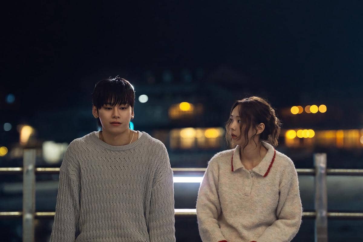 Cuplikan adegan dalam drama Take Charge of My Heart, serial yang didokumentasikan oleh Netflix secara resmi.