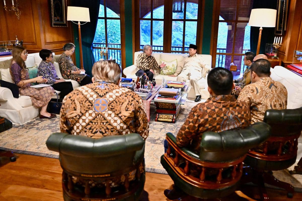 Presiden Prabowo Subianto menerima Sekretaris Jenderal Perserikatan Bangsa-Bangsa (Sekjen PBB), António Guterres, di kediamannya di Hambalan