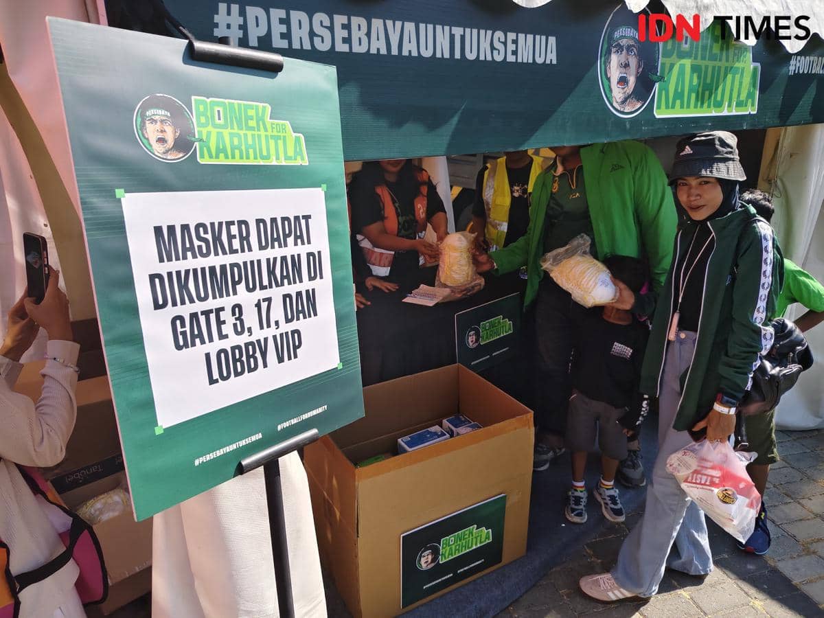 Di Balik Chant Bonek, Ada Aksi One Man One Mask untuk Karhutla