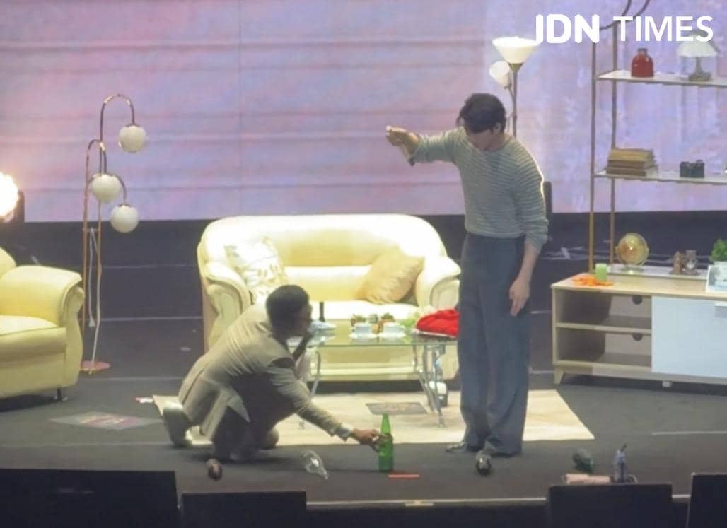 Gong Yoo dalam fan meeting pada Sabtu (17/10/2026)