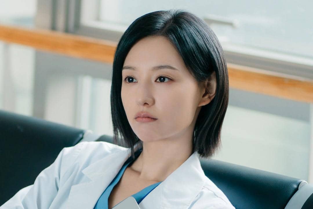 Still cut drama Doctor X: Mafia in White