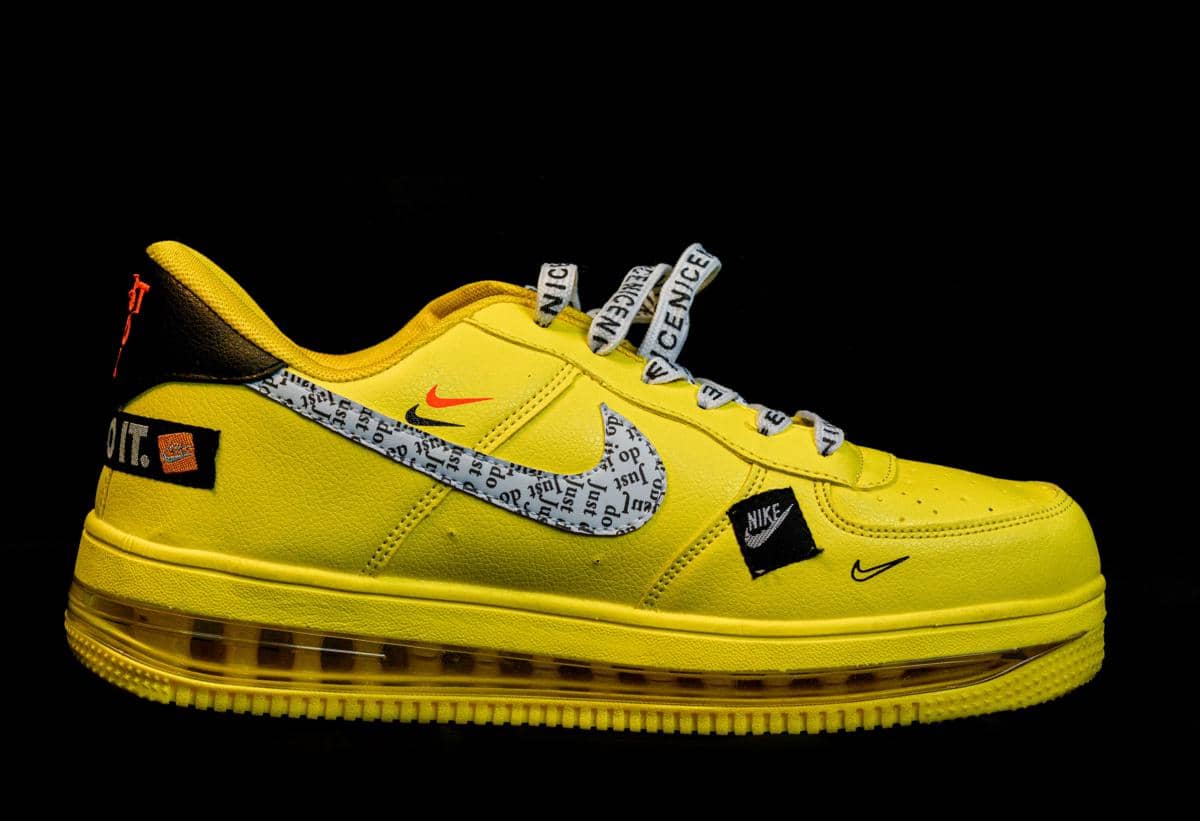 ilustrasi sepatu Nike