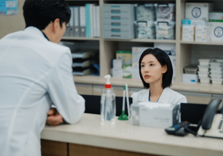 Cuplikan drama Korea Doctor X: Mafia in White