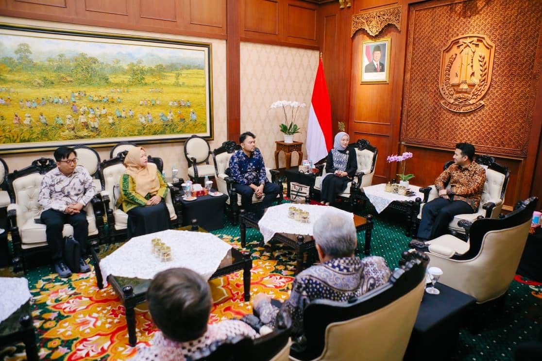 BBM Jatim Diklaim Menumpuk, Kok SPBU Masih Antre dan Kosong?