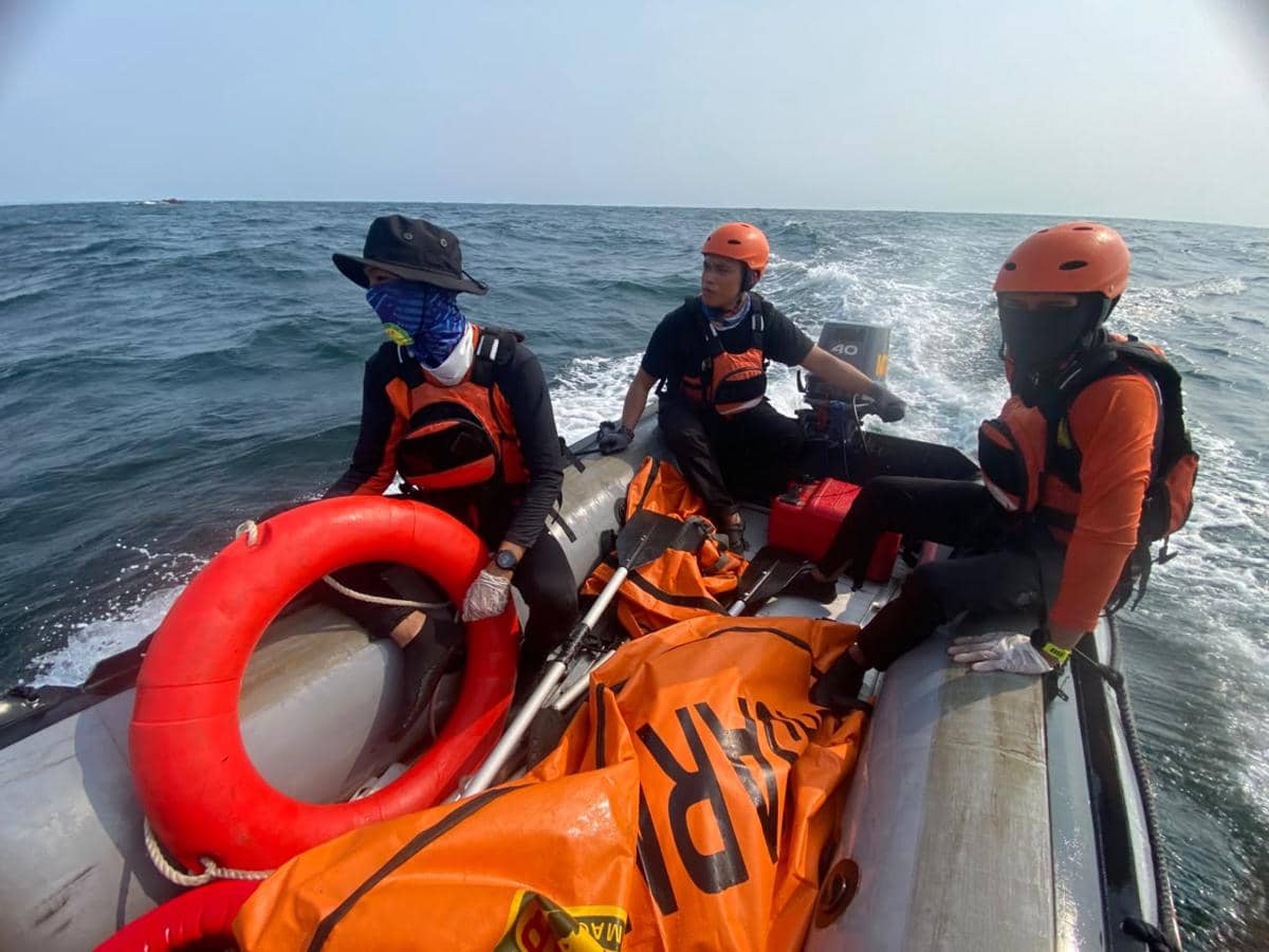 Tim SAR Temukan Korban Hilang di Pantai Sayar Pesibar Meninggal