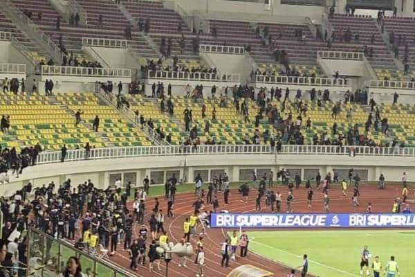 Kerusuhan Demi Kerusuhan Lagi, Kini di Laga Persita vs Persija