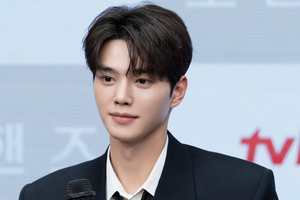 5 Aktor Korea yang Membelikan Mobil untuk Ayahnya, Ada Song Kang