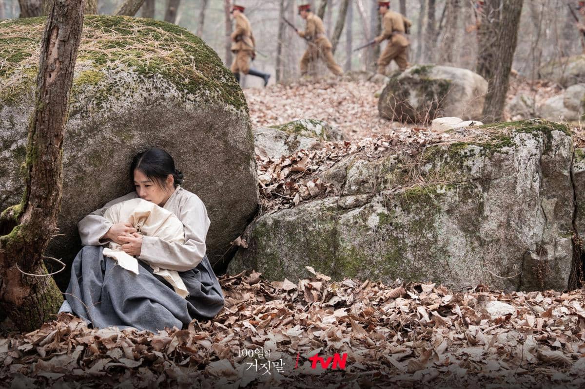 Cuplikan adegan drama Korea 100 Days of Deception produksi tvN, diambil dari materi promosi serial tersebut.