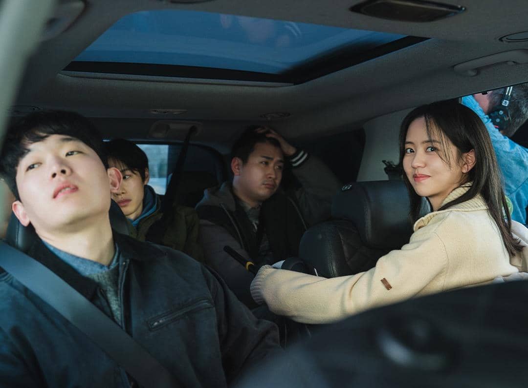 still cut drama Korea Between Steps