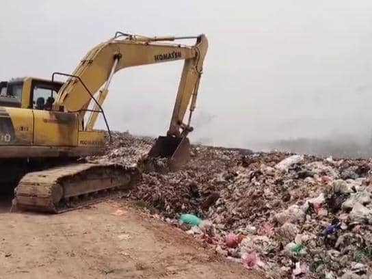 Kebakaran TPA Bandar Jaya Mulai Padam, Gas Metana Diduga Jadi Pemicu