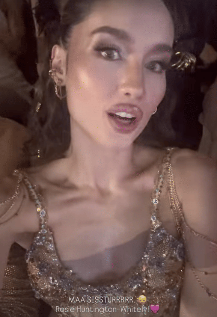 Cinta Laura menyaksikan Victoria's Secret Fashion Show 2026 dalam unggahan Instagram @claurakiehl.