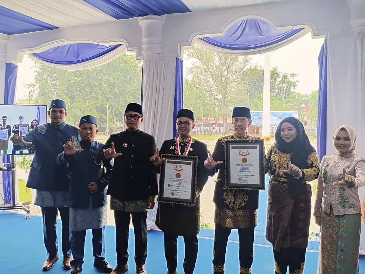 BCA Syariah Raih Rekor MURI Pembukaan 1.186 Rekening Saku Valas