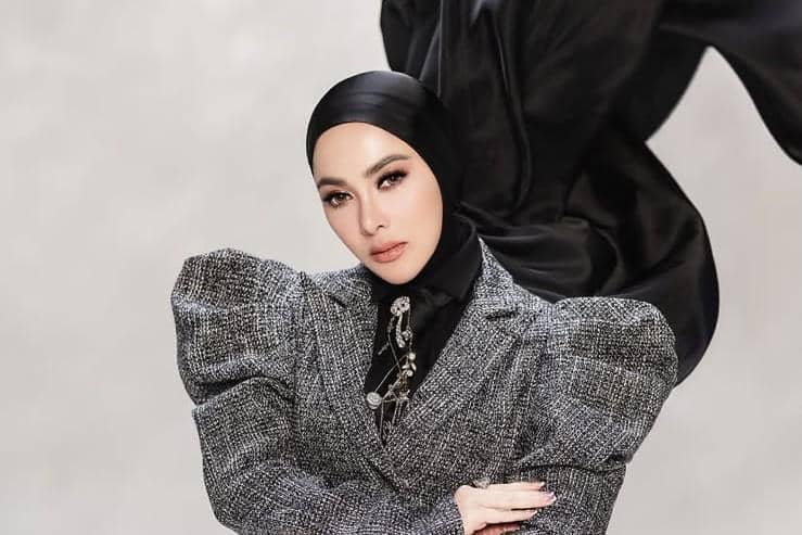 6 Kuliner Nusantara yang Pernah Dicoba Syahrini, Ada Favoritmu?