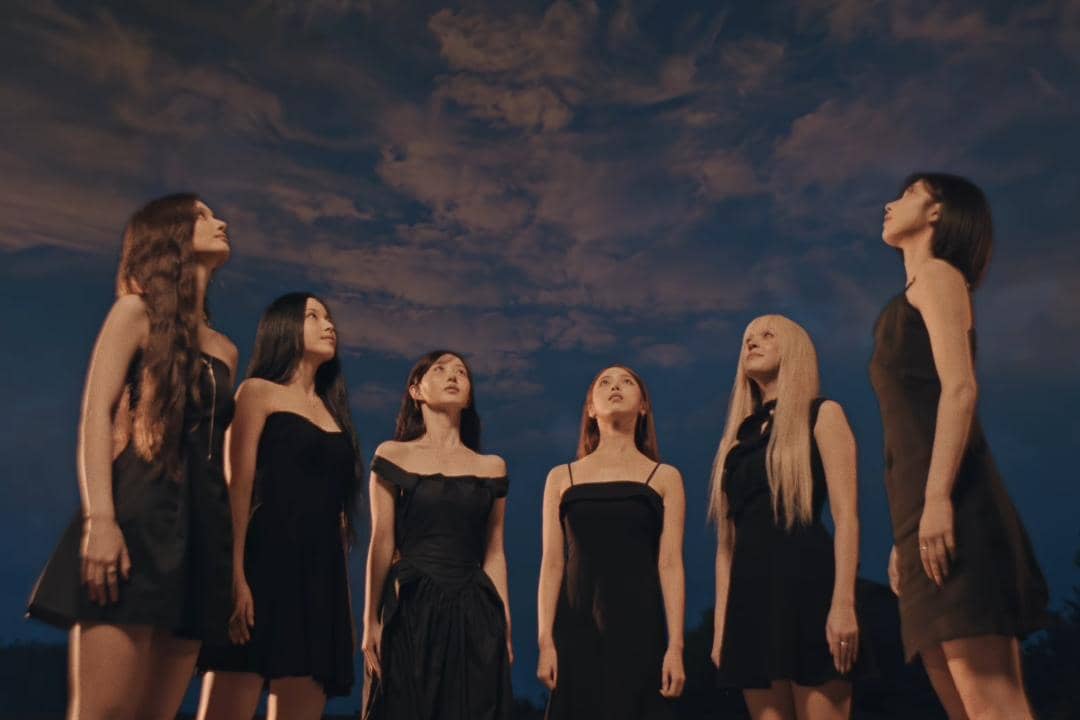 lagu "Birthday Wish" sempat menuai keraguan dari penggemar saat belum dirilis, meski versi a cappella-nya ramai dipuji