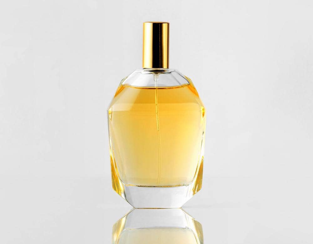 5 Rekomendasi Parfum Lokal Aroma Peach, Beri Kesan Segar dan Manis