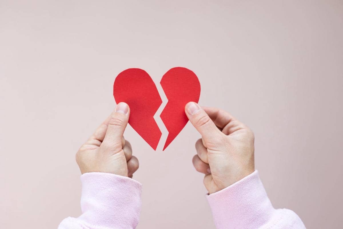 [PUISI] Tak Semua Cinta Berujung Bahagia