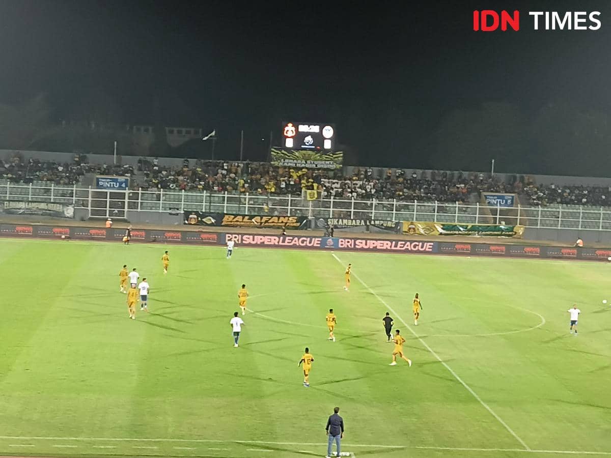 Babak Pertama Bhayangkara FC vs PSIM: Ze Valente Kartu Merah, Skor 0-0