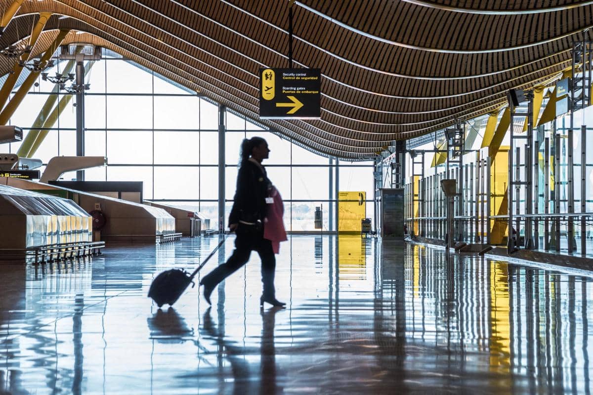 Kapan Harus Tiba di Bandara jika Jadwal Pesawat Berubah?