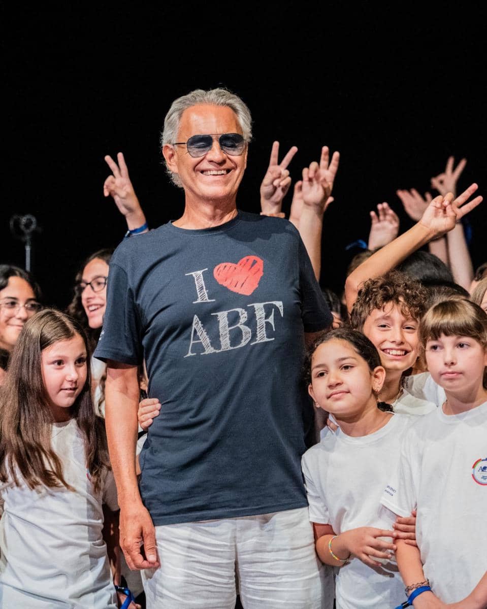 Andrea Bocelli dalam unggahan yang dibagikan melalui akun Instagram resmi miliknya, andreabocelliofficial.