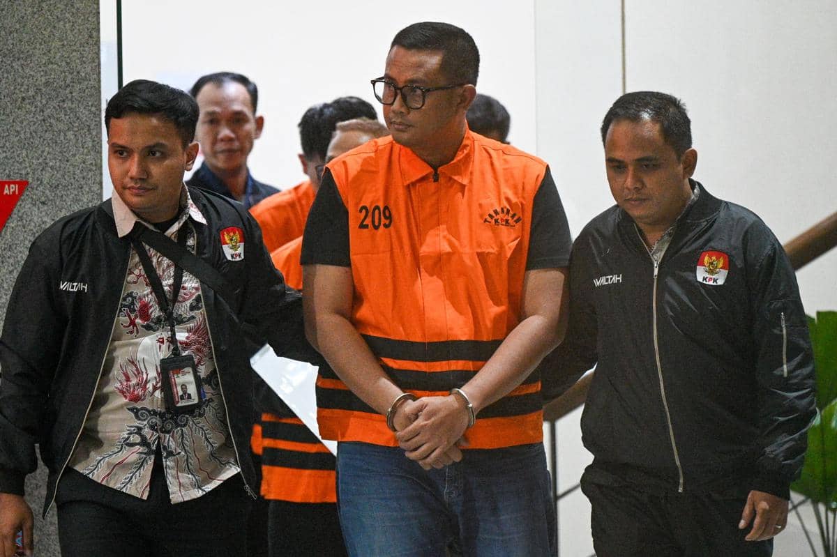Rumah Bupati Klaten Hamenang Wajar Digeledah, KPK Sita Uang hingga Perhiasan