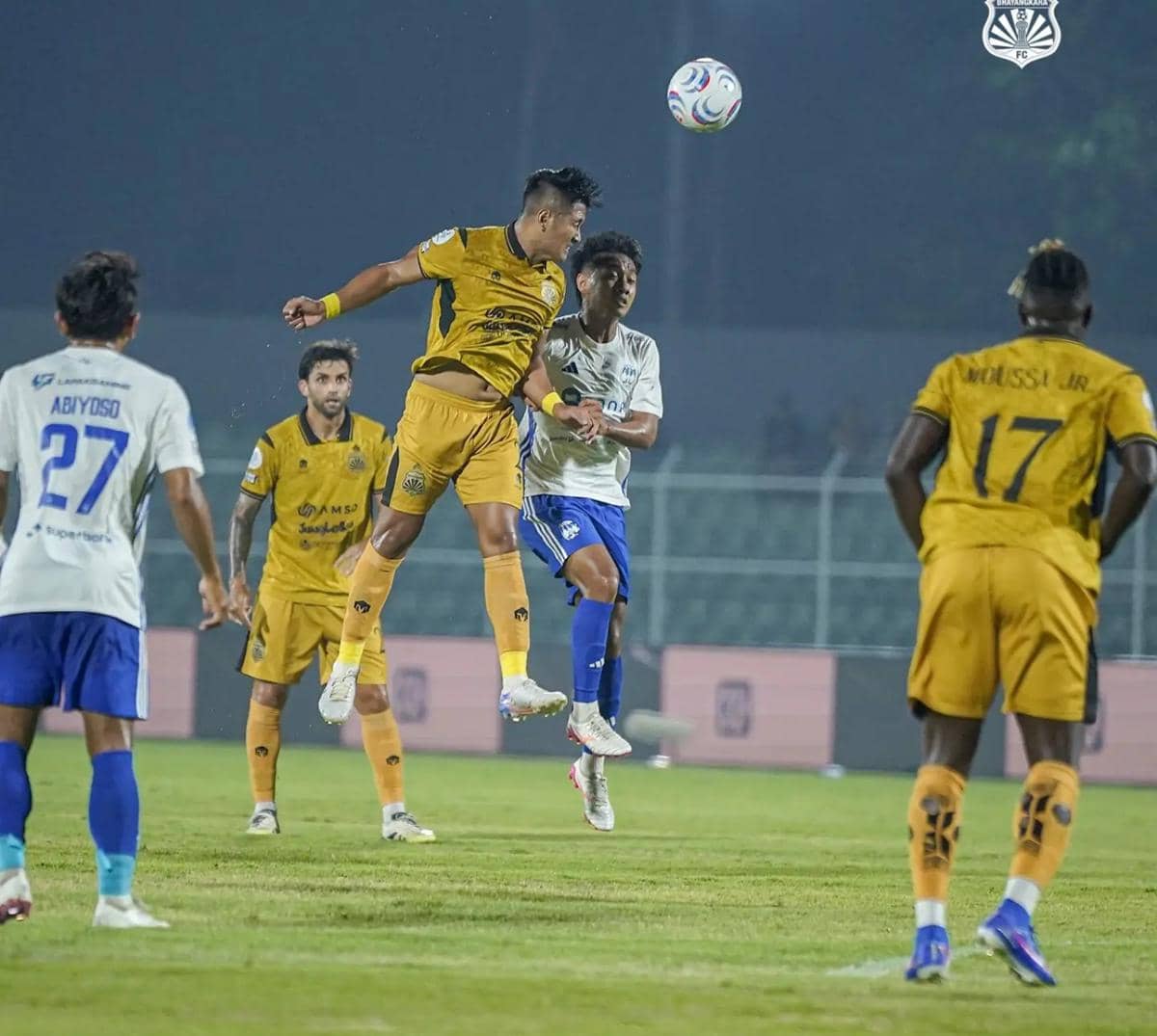 Pertandingan Bhayangkara Presisi Lampung FC melawan PSIM Yogyakarta di Stadion Sumpah Pemuda Bandar Lampung, Selasa (20/10/2026) malam. (Instagram.com/bhayangkarafc)..