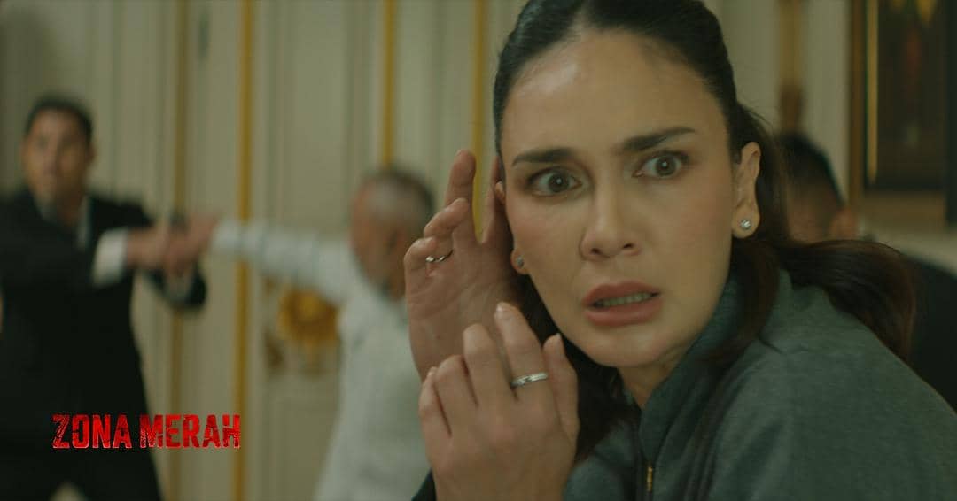 Cuplikan adegan dalam teaser film Zona Merah produksi Screenplay Films sebagai materi promosi film tersebut.