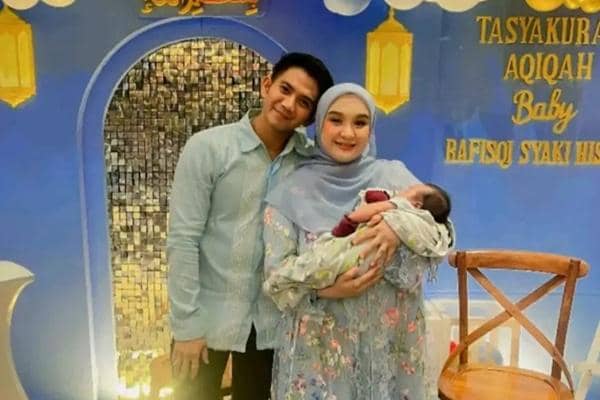Akikah Baby Rafisqi, Rizki DA Akhirnya Ungkap Wajah Putra Keduanya