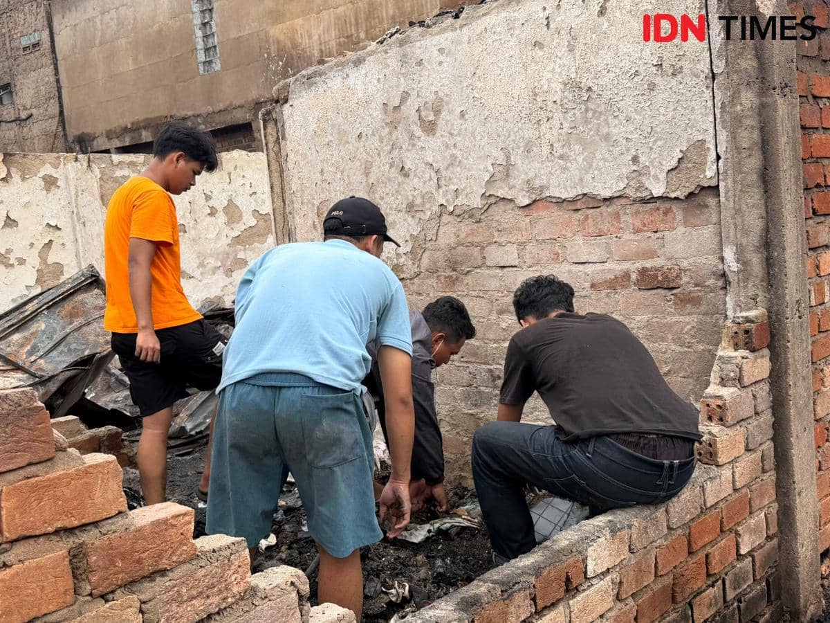 Korban kebakaran di kawasan padat penduduk 8 Ulu Palembang