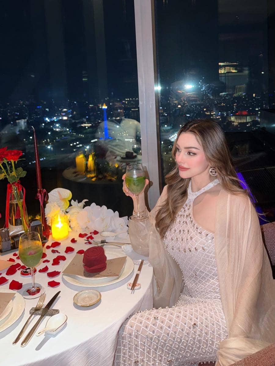 Intimate birthday Nourah Sheivirah