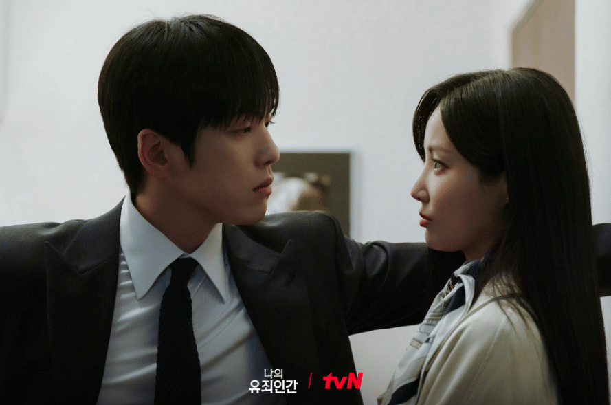 Kim Jung Hyun dan Yeon Woo di drama Love in Disguise
