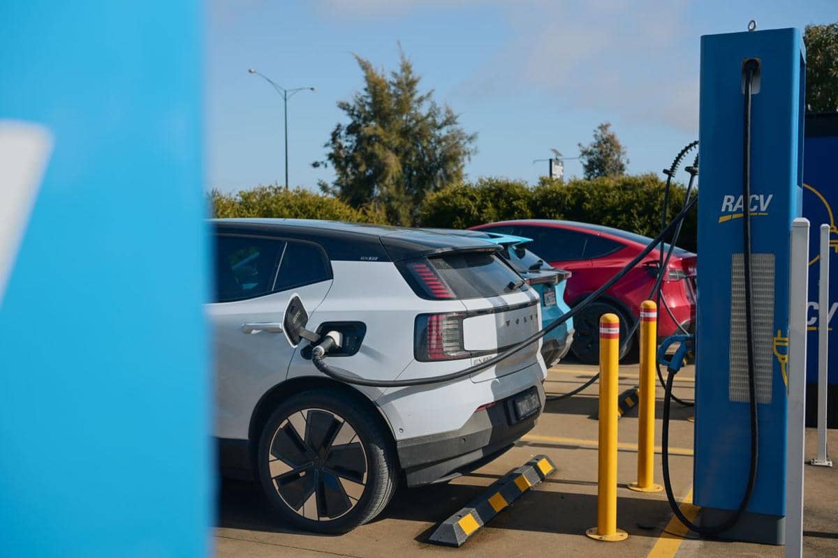 5 Penyebab Fast Charging Mobil Listrik Melambat, Bukan Cuma Baterai