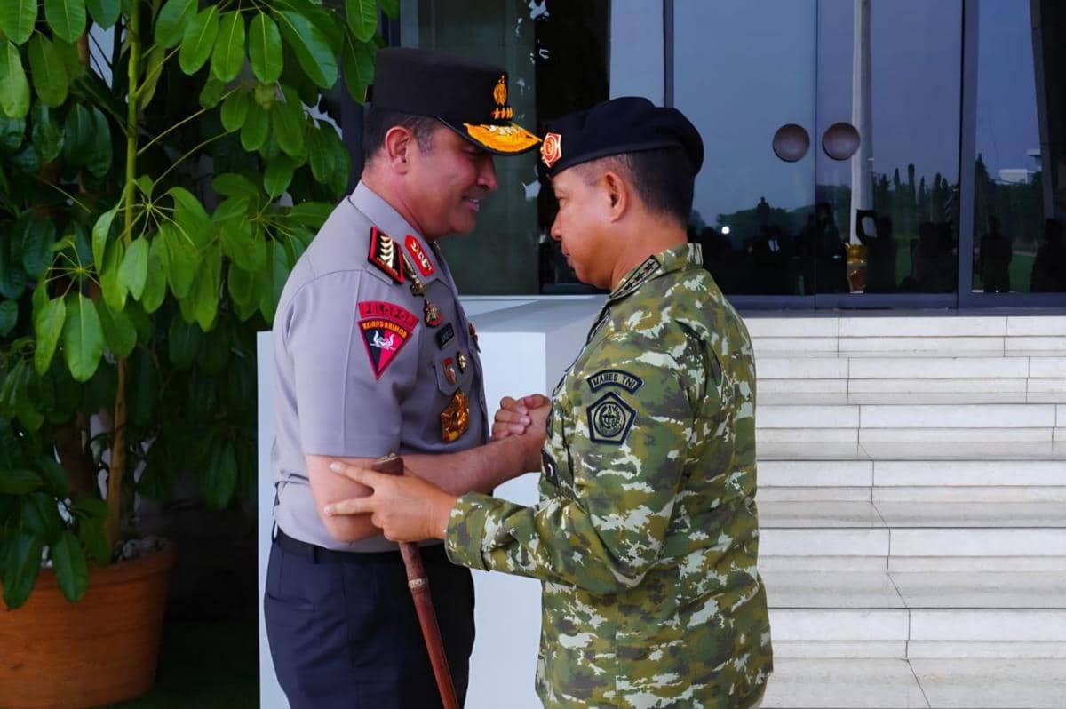 Jenderal Agus Terima Kapolri Suyudi, Tegaskan TNI-Polri Tetap Solid