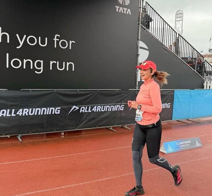 Ira Wibowo ikut TCS Amsterdam Marathon 2026