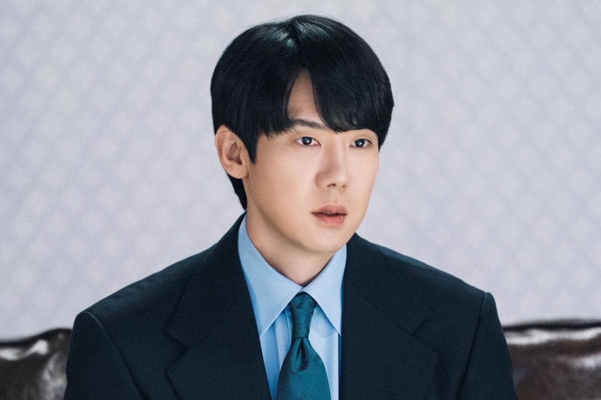 3 Artis Korea Cowok Memberi Kartu Kredit untuk Ibunya