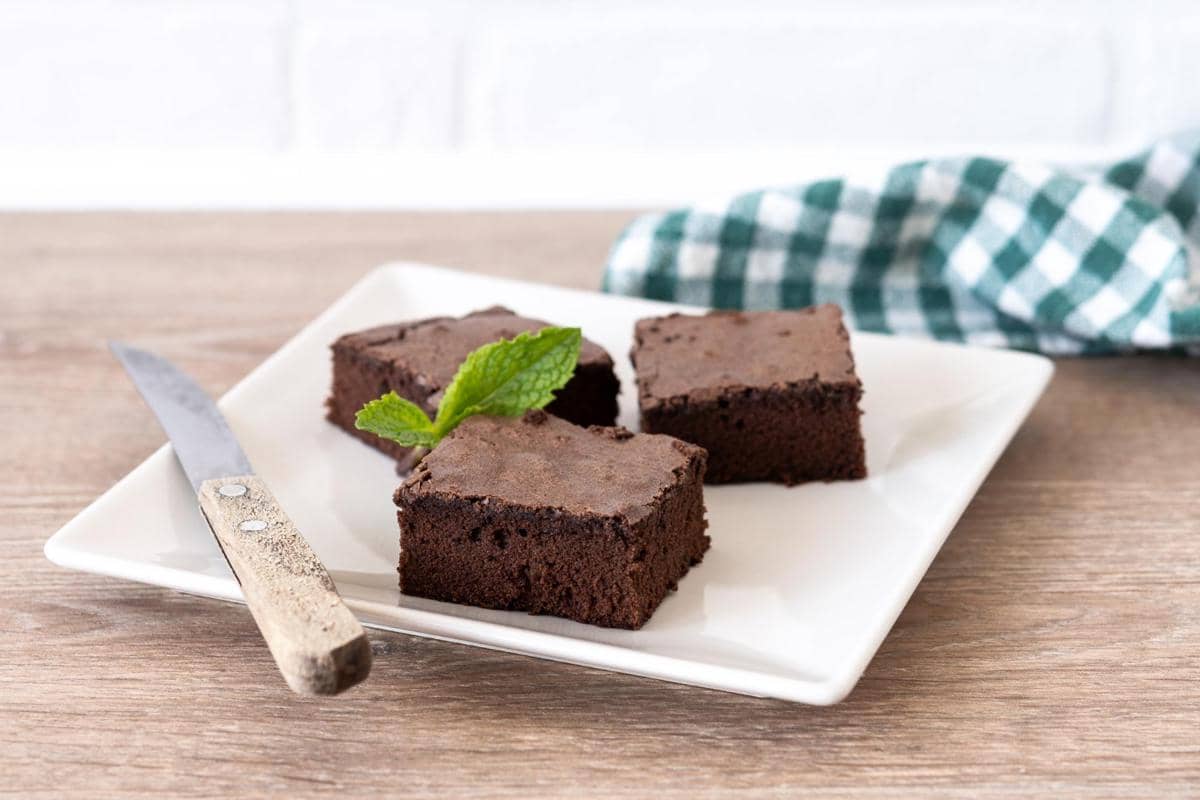 ilustrasi fudgy choco mint brownies