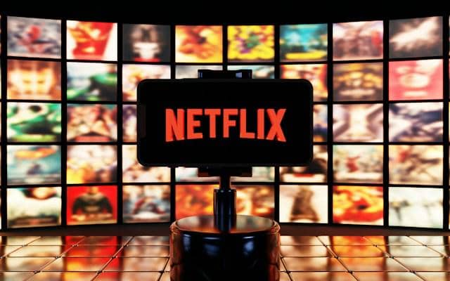Laba Netflix Melonjak 44 Persen, Saham Turun Imbas Prospek Iklan