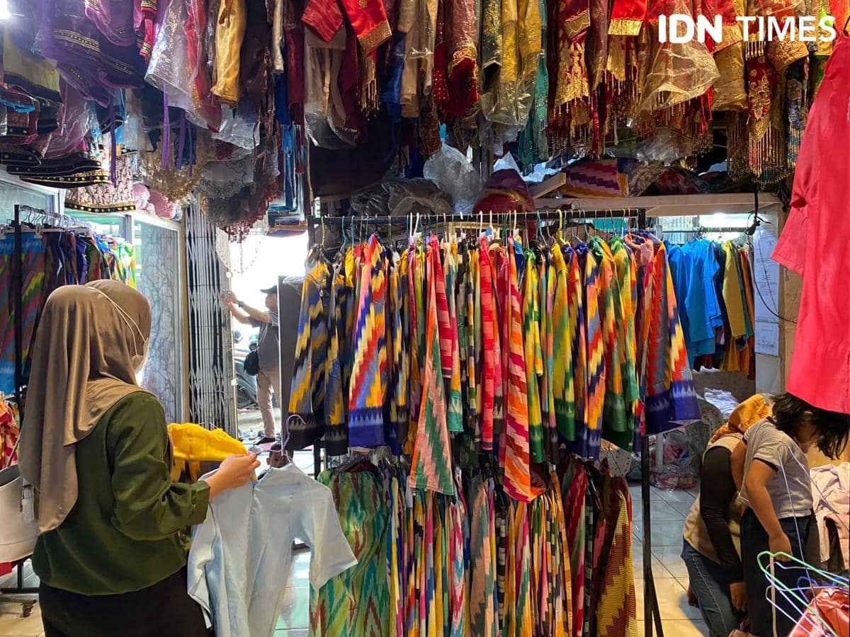 Sewa Baju Adat di Pontianak Diserbu Warga, 1.000 Helai Sudah Terpesan