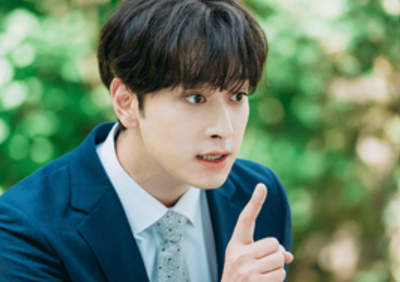 Hwang Chan Sung di drama What's Wrong with Secretary Kim
