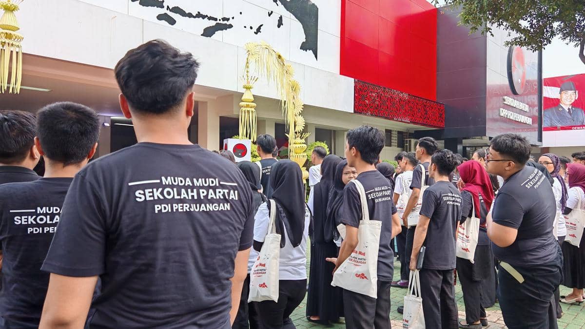 Gen Z Diajari Pendidikan Politik di Sekolah Partai PDI Perjuangan