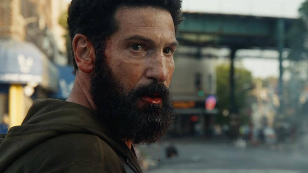 Frank Castle dalam episode The Punisher: One Last Kill pada dokumentasi produksi Marvel Television.