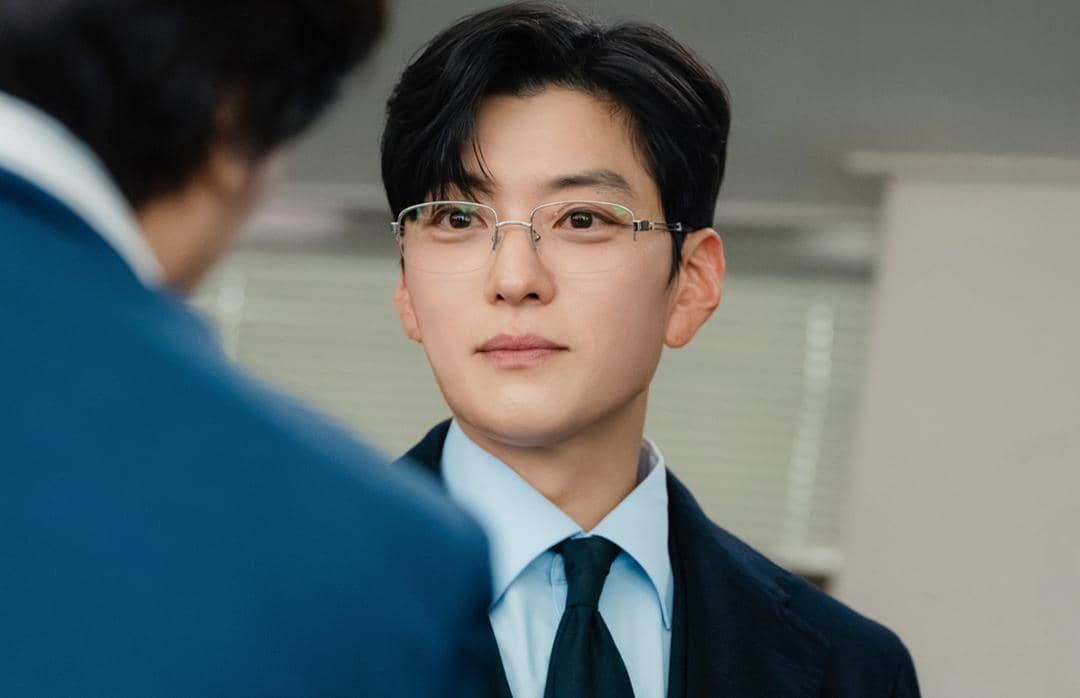 Jang Seung Jo di drama Doctor X: Mafia in White