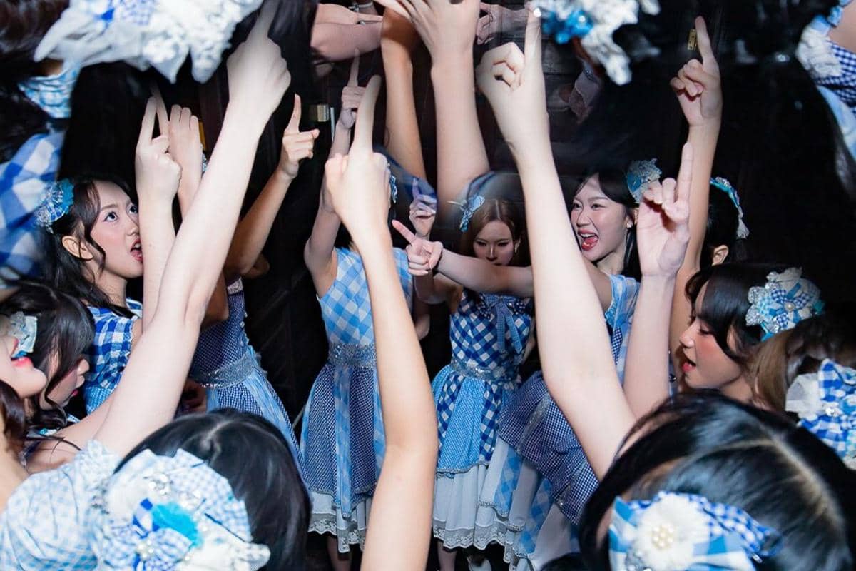 [QUIZ] Kalau Praktikum Fisika, Siapa Member Tim Dream JKT48 yang Sekelompok Denganmu?