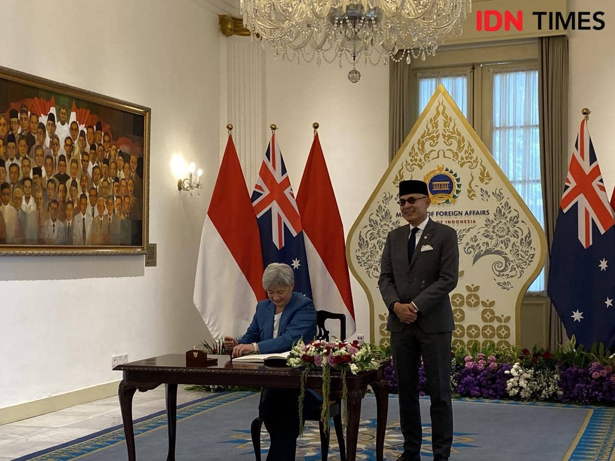 Menlu Tata: Australia Siap Dengarkan Kebutuhan RI soal Kabut Asap Karhutla