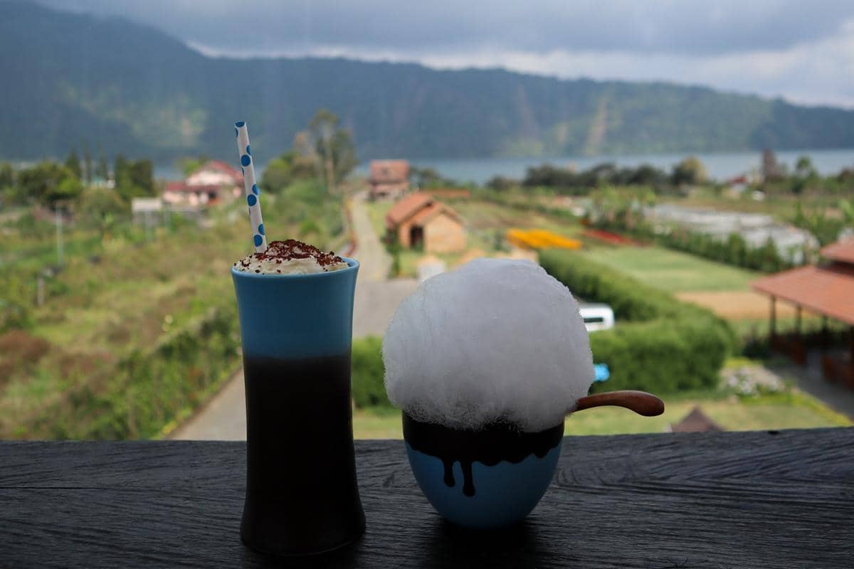 sajian salah satu kafe di kawasan Bedugul (dok.pribadi/Natalia Indah)